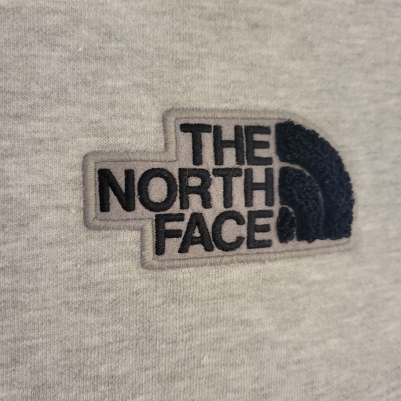 The North Face Light Gray Crewneck Sweatershirt|Women's XL - Picture 4 of 6